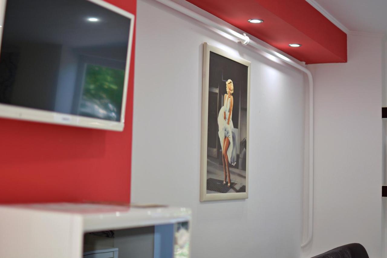 R.Gold Apartman Makó エクステリア 写真